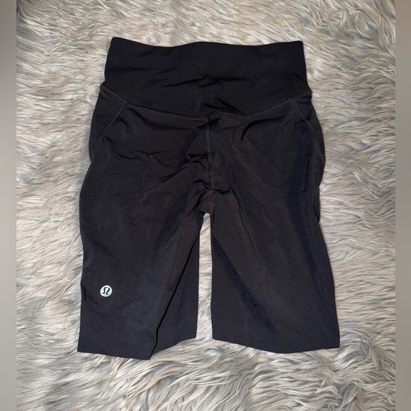 Lululemon base pace short - Picture 1 of 7